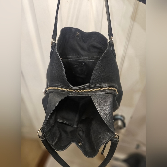 Coach edie black leather handbag shoulderbag purse - Picture 9 of 16